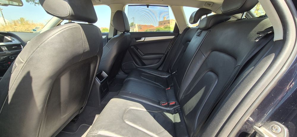 Audi A4 Avant 2.0TDi 143cv de 2011 NACIONAL