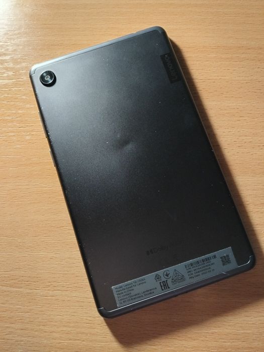 Планшет Lenovo Tab M7 с функцией телефона