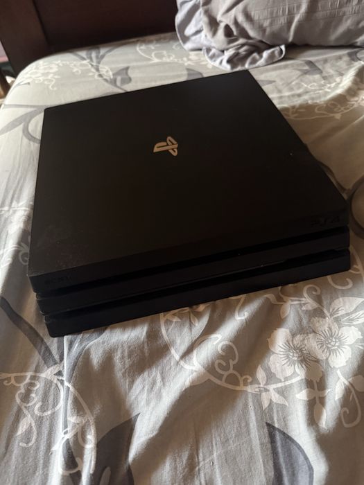 Sony PlayStation 4 Pro (PS4 Pro) 1TB, оригінал, справна
