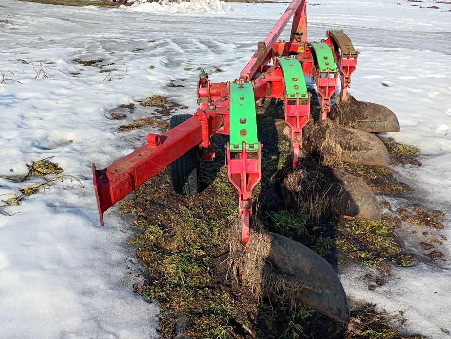 Sprzedam Unia TUR 4 skibowy