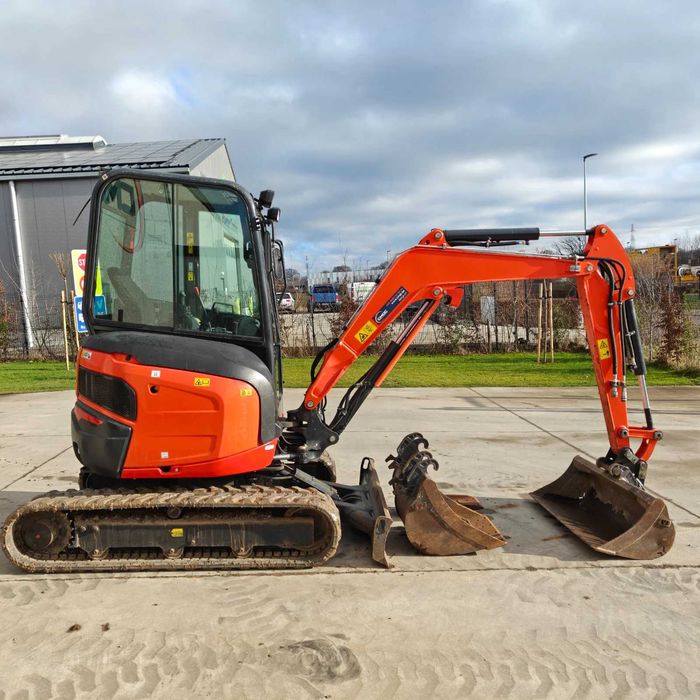 Kubota U27-4 2024