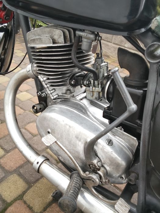 Продам ИЖ планета 4