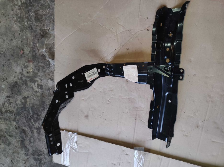 Панель передняя левая Lexus RX 350 от 2009-г  Новая. Оригинал