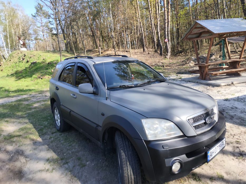 Продам машину Kia Sorento 1