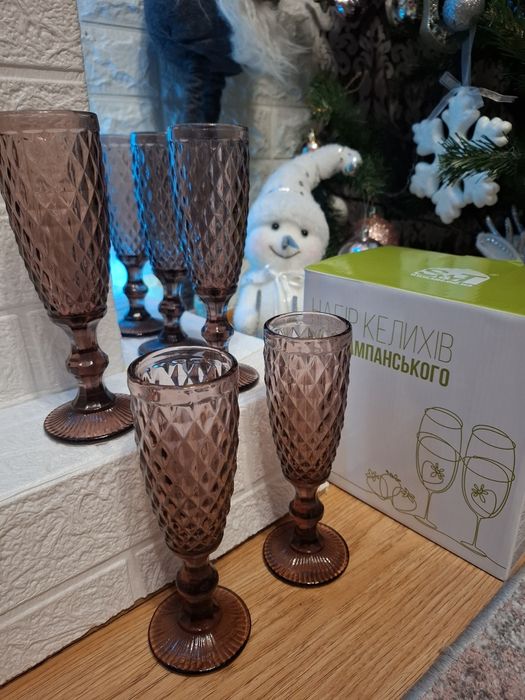 Набір келихів для шампанського з кольорового скла  180мл