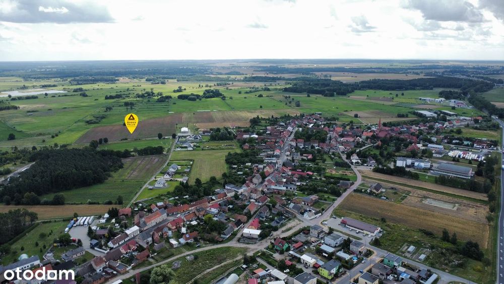 Działka z potencjałem budowlanym w zacisznym i zielonym zaułku. Brójce