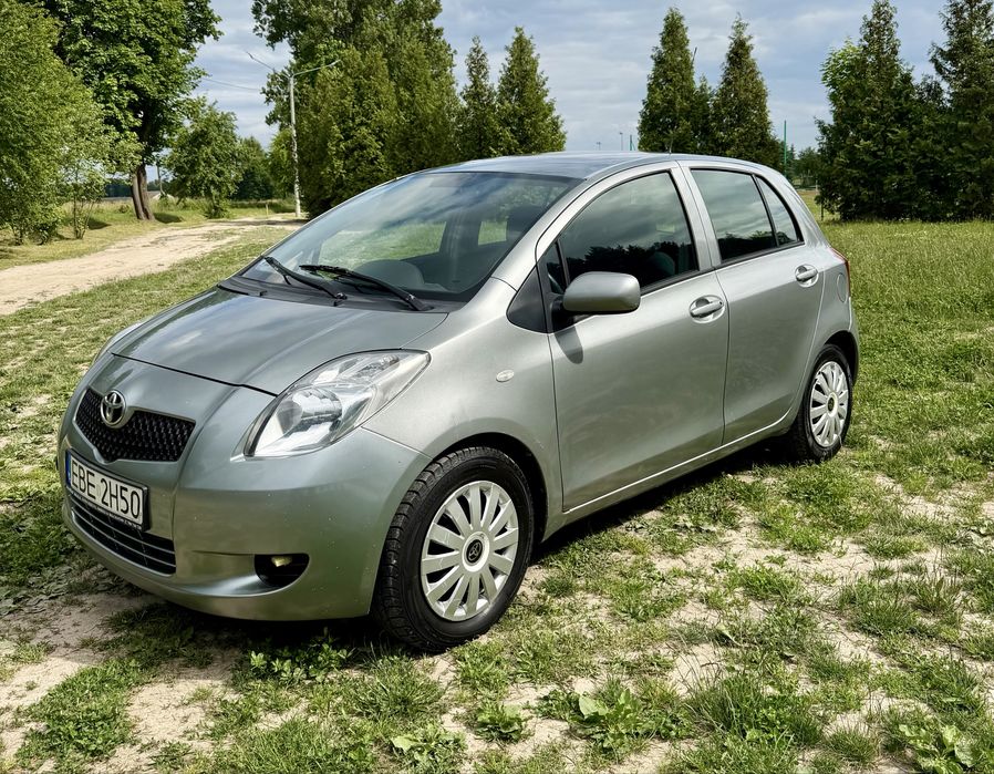 Toyota Yaris II 5-drzwi 1.4d stan bardzo dobry klimatyzacja zadbana możliwy transport