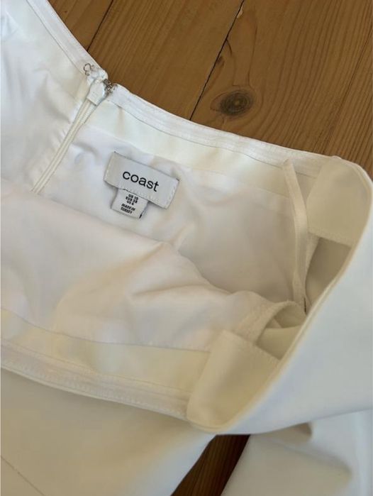 Сукня міді біла футляр Coast з відкритими плечами