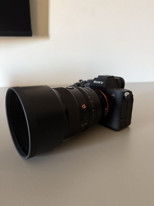 Sony A7 IV + Sony 85mm F1.4 GM II – Excelente Estado