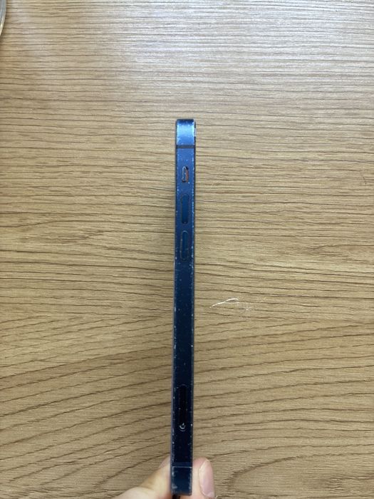 Iphone 12 funciona com bateria inchada, capa incluido