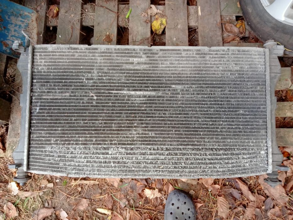 Chłodnica do Forda Transit 2.0 tdci 2002 r.