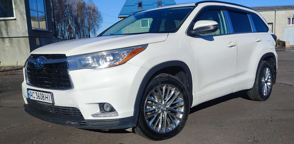 Toyota Highlander Limited 2016 hybrid