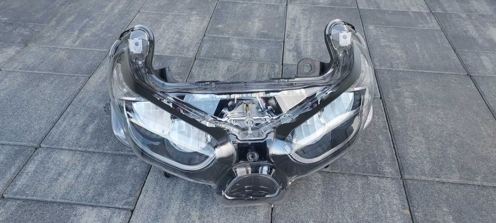 Lampa led Yamaha X-Max 125  300 reflektor 2018 -