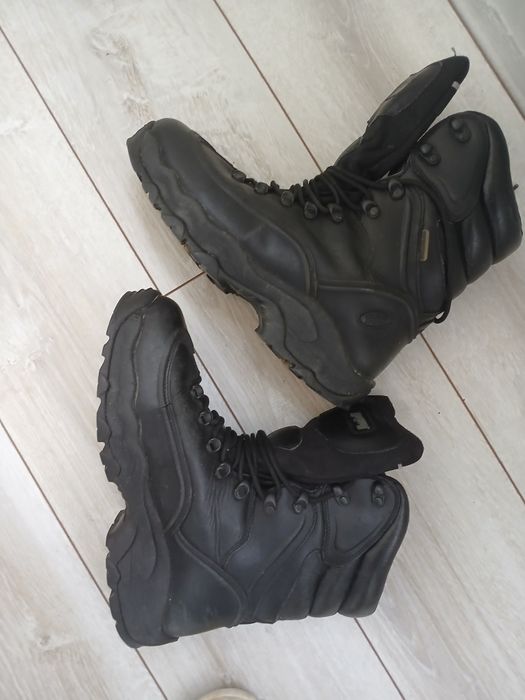 Ботинки берцы Magnum 43 размер