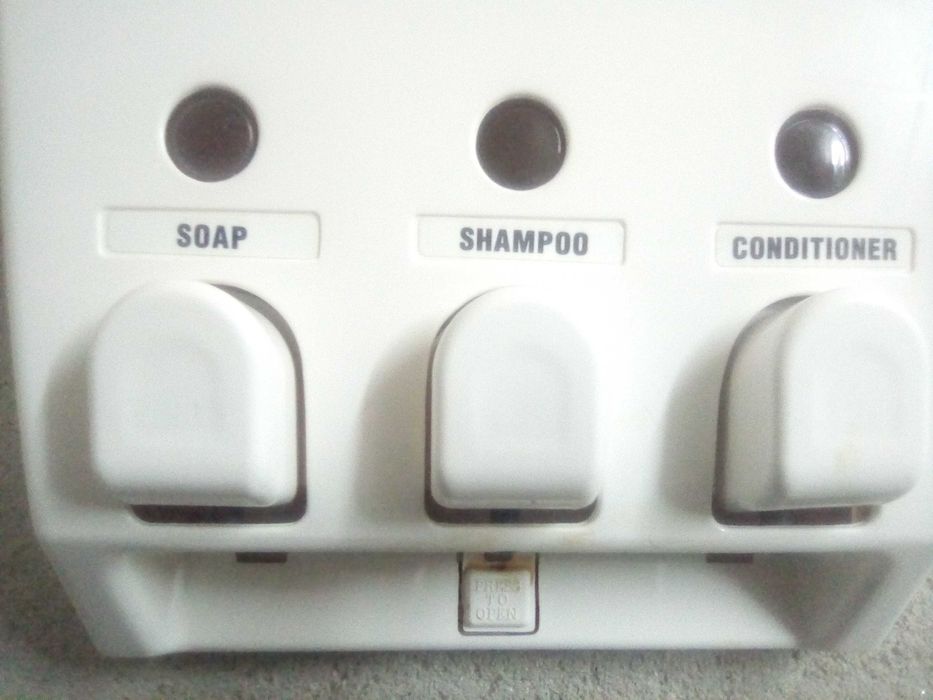 Dispensador de sabão, porta rolo de p. higiênico  porta rolo cozinha