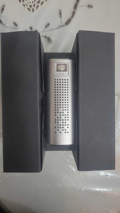 Projetor ASUS ZenBeam E2