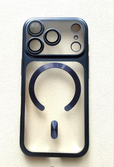 Чехол на Iphone 17 pro