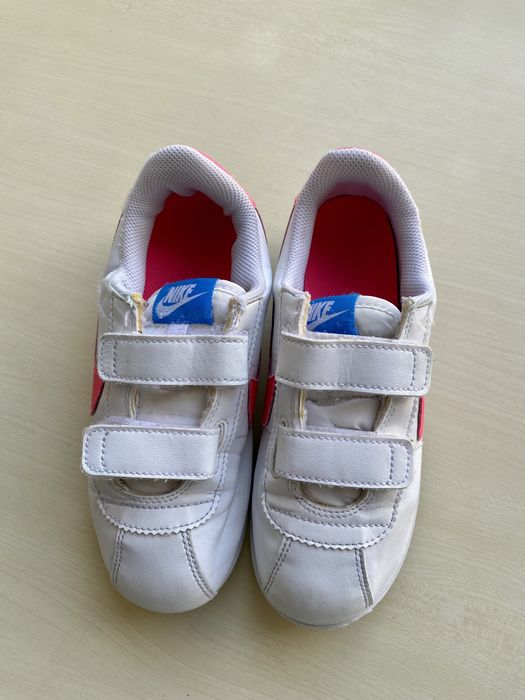 Nike Girls' Sneakers Size 33
