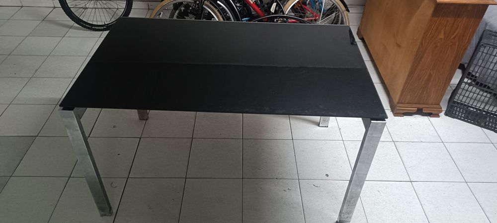 Mesa extensível tampo vidro preto