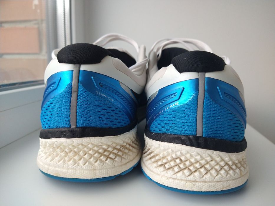 Кросівки чоловічі Saucony Triumph