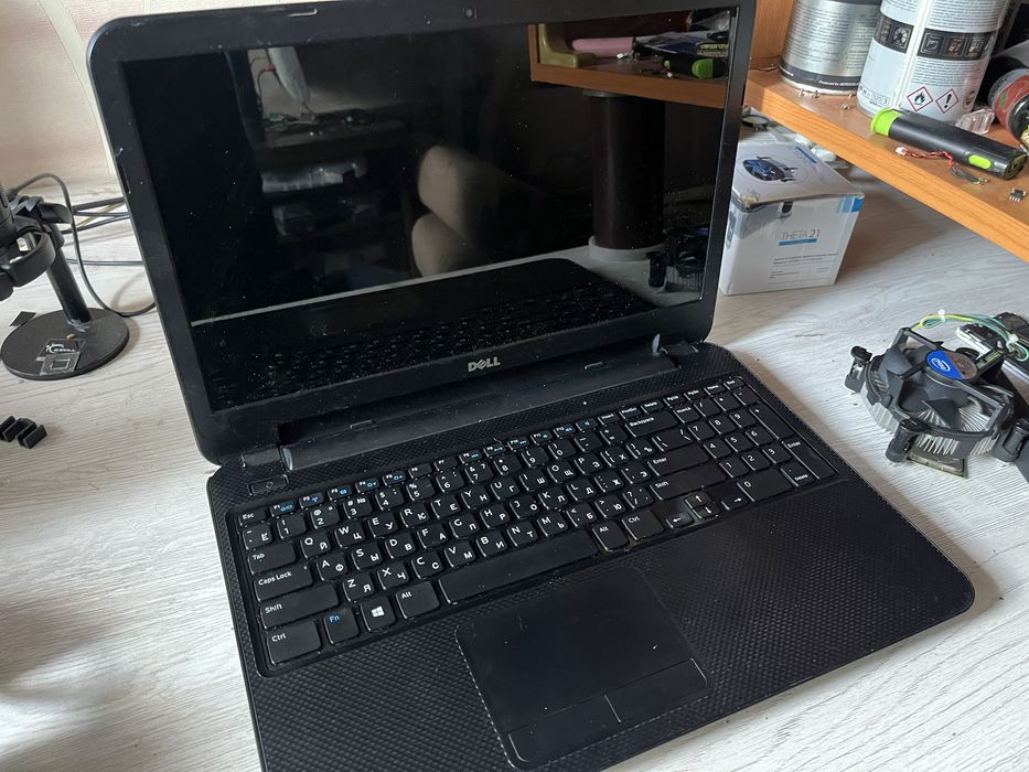 Ноутбук Dell Inspiron 15-3521
