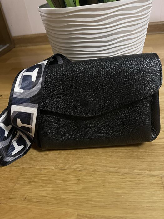 Шкіряна сумочка крос боді