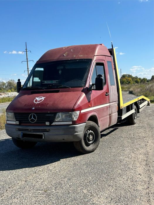 Евакуатор Mercedes Sprinter OM 601. Кат. В.