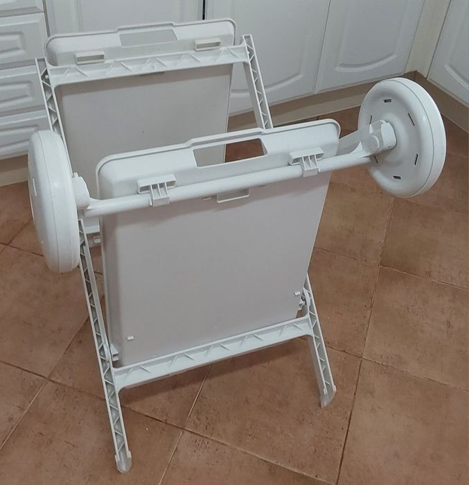 CARRINHO DE APOIO À HOTELARIA OU EM CASA. Quarto,Sala,Cozinha,Varanda,Terraço,Jardim.
