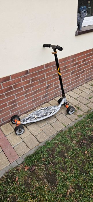 Hulajnoga czterokołowa
