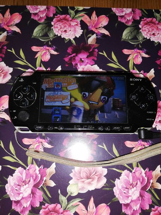 Konsola PSP SONY Portable Przenośna CFW 2004 5.50 GEN-D3 Memory Stick PRO Duo 8GB sprzedam zamienię