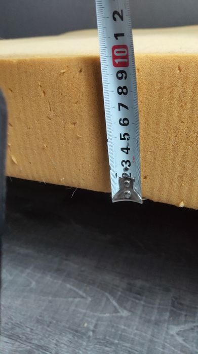 Паролон б/у гарної якості, 10см завтовшки.