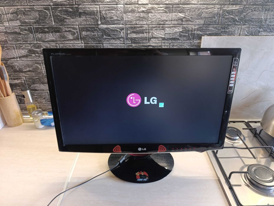 Monitor LG Flatron 24 całe