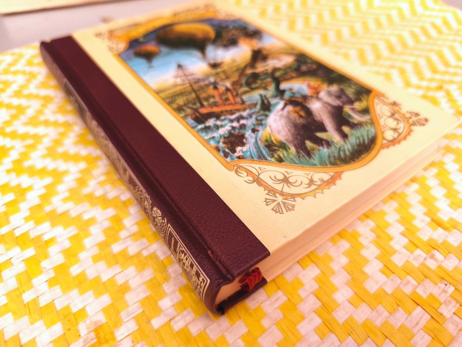 Viagem ao centro da terra
Júlio Verne