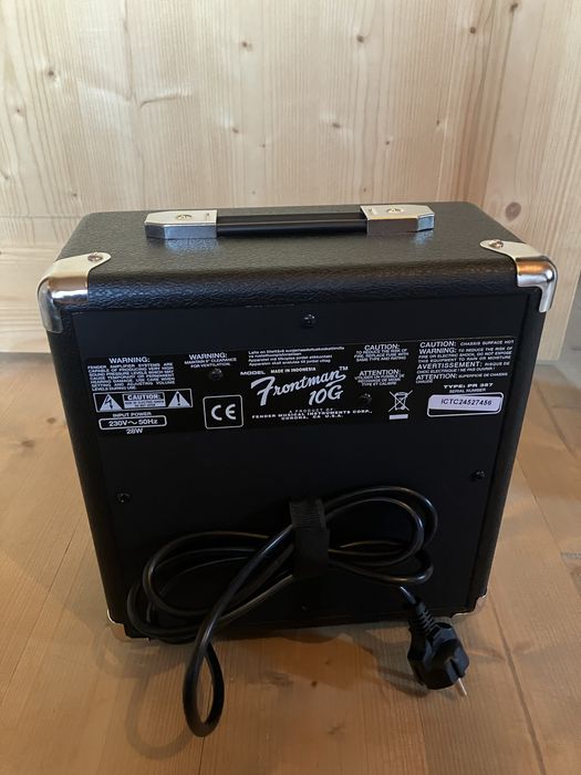 Amplificador Squier Frontman 10G