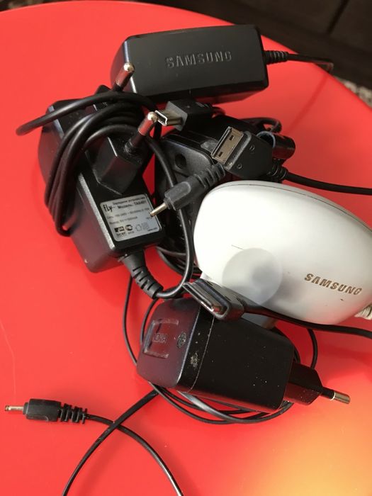 Блочек питания для телефона.