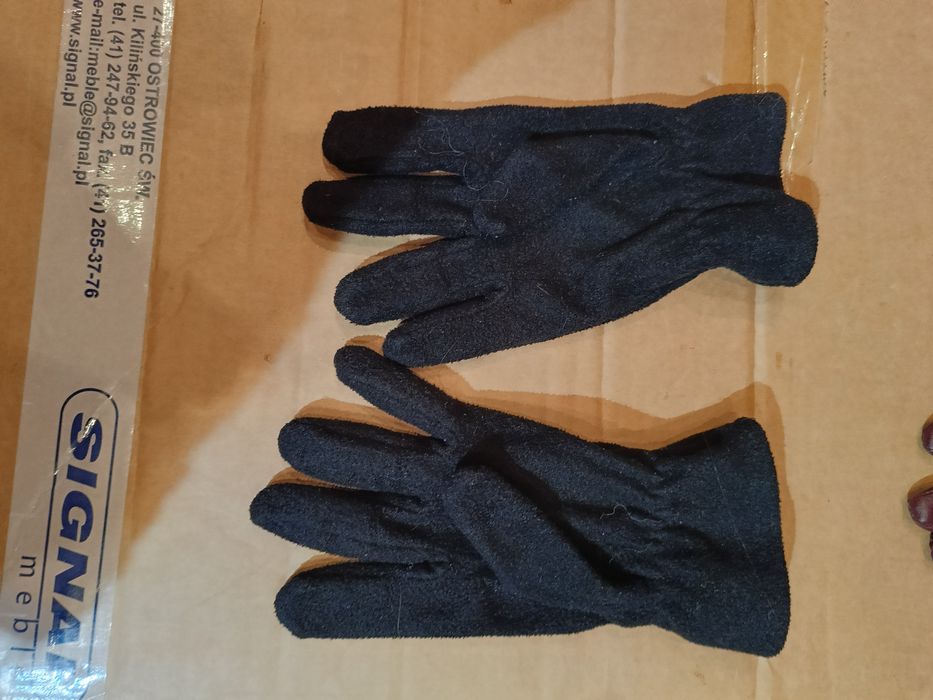 Rękawiczki czarne z polaru,damskie.