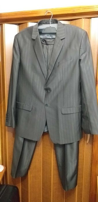 Męski garnitur,rozm.XL