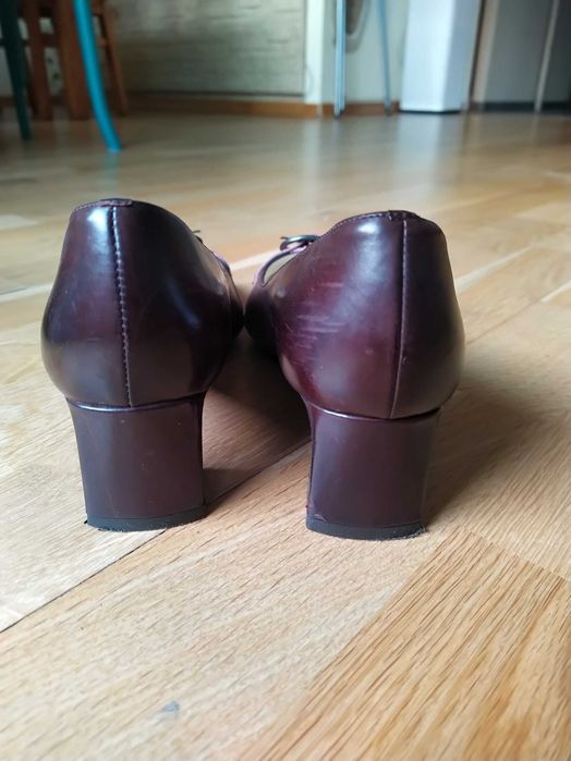 Czółenka pełne Gino Rossi rozm. 36 skóra naturalna