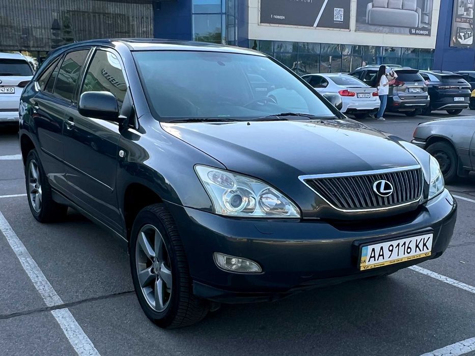 Lexus RX300 2003 г. Пробег подтверждается.