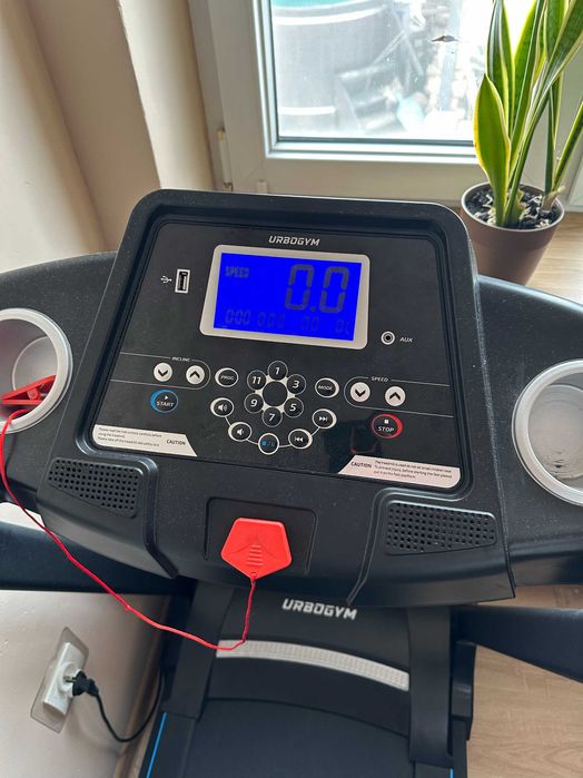 Bieżnia urbogym V520S jak nowa