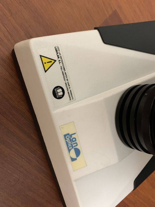 Microscopio trinocular LanOptics