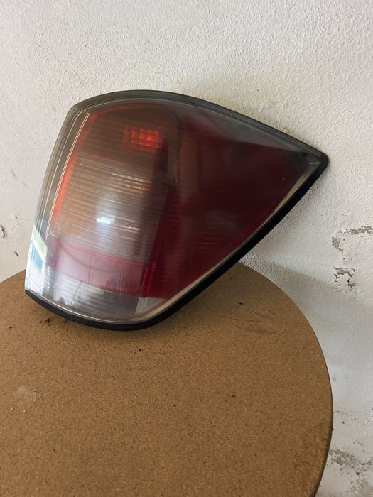 Farolim traseiro Opel Astra H carrinha (2005)