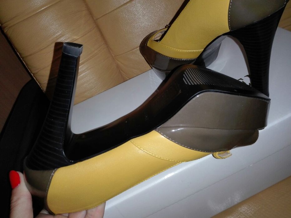 Skórzane buty Wittchen, szpilki Wittchen