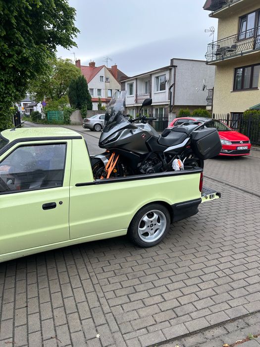 Volkswagen      Caddy  Pickup