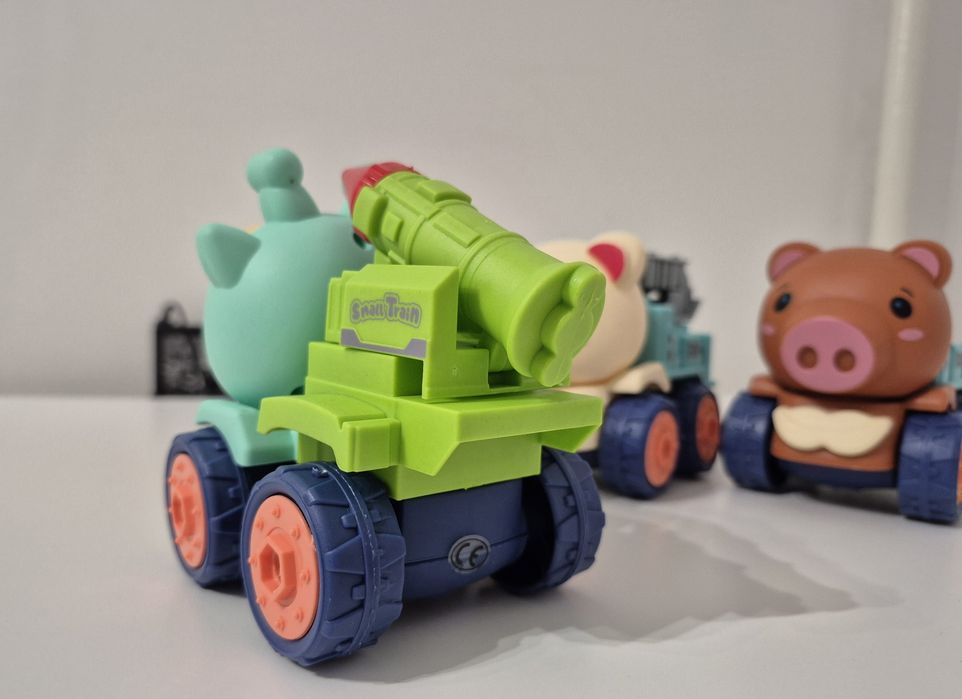 Машинки тваринки на шурупах з відкруткою