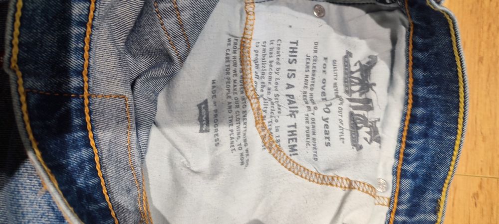 Męskie spodnie jeansowe Levi's W30  L34