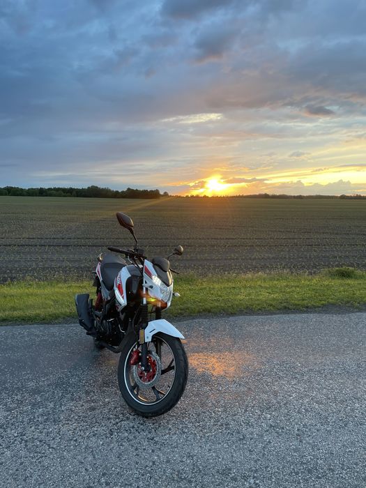 Продам мотоцикл SPARK SP200R-27
