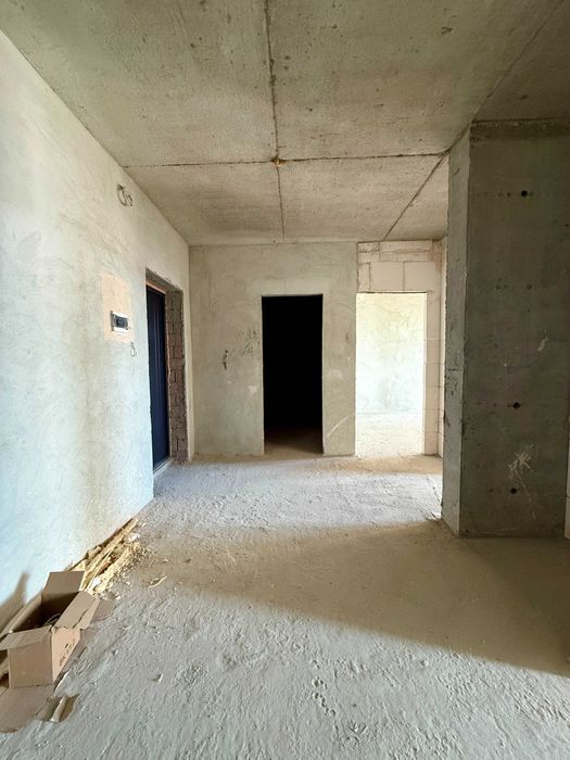 Продаж просторої 2-кімнатної квартири в Новобудові.