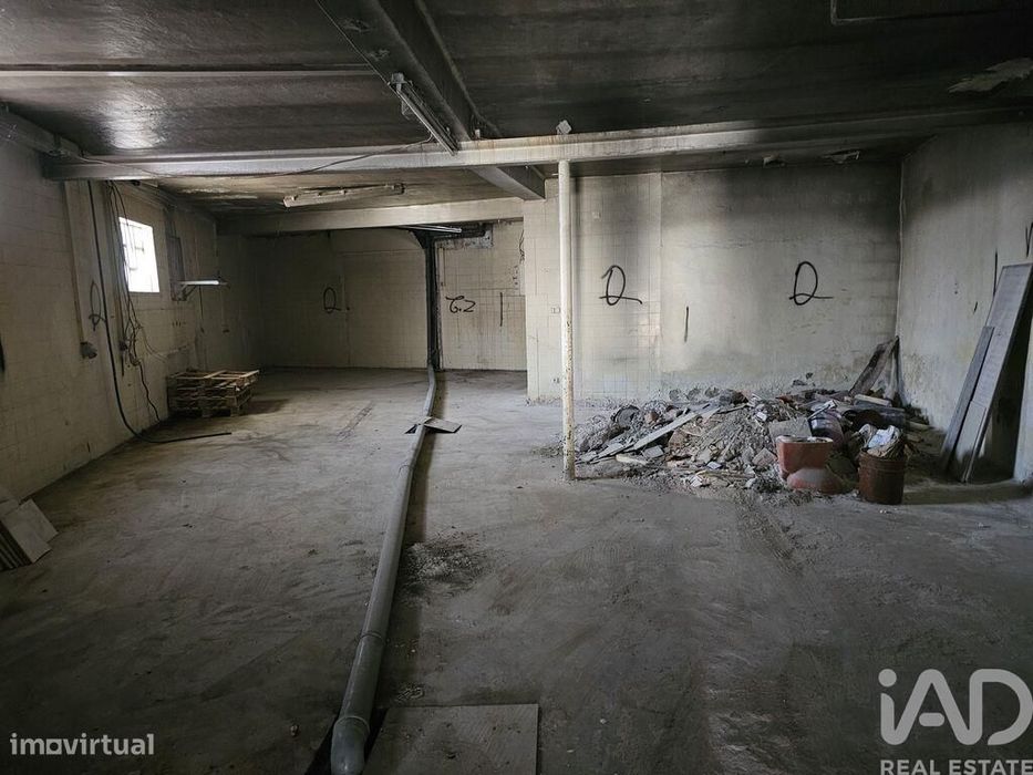 Prédio em Santa Clara e Castelo Viegas de 870000,00 m2
