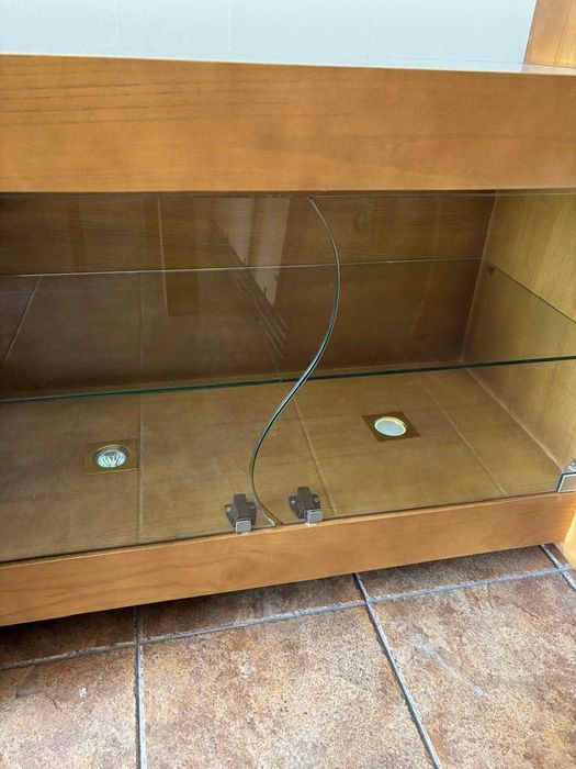 Móvel TV madeira maciça (3.00 x 0.80)